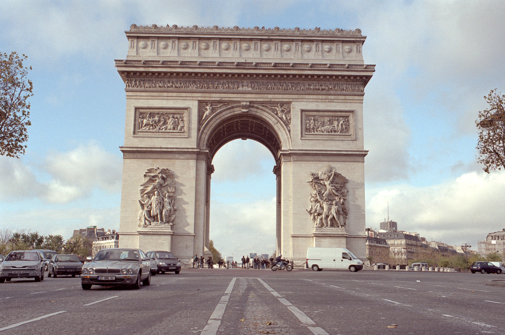    Arc de Triomphe