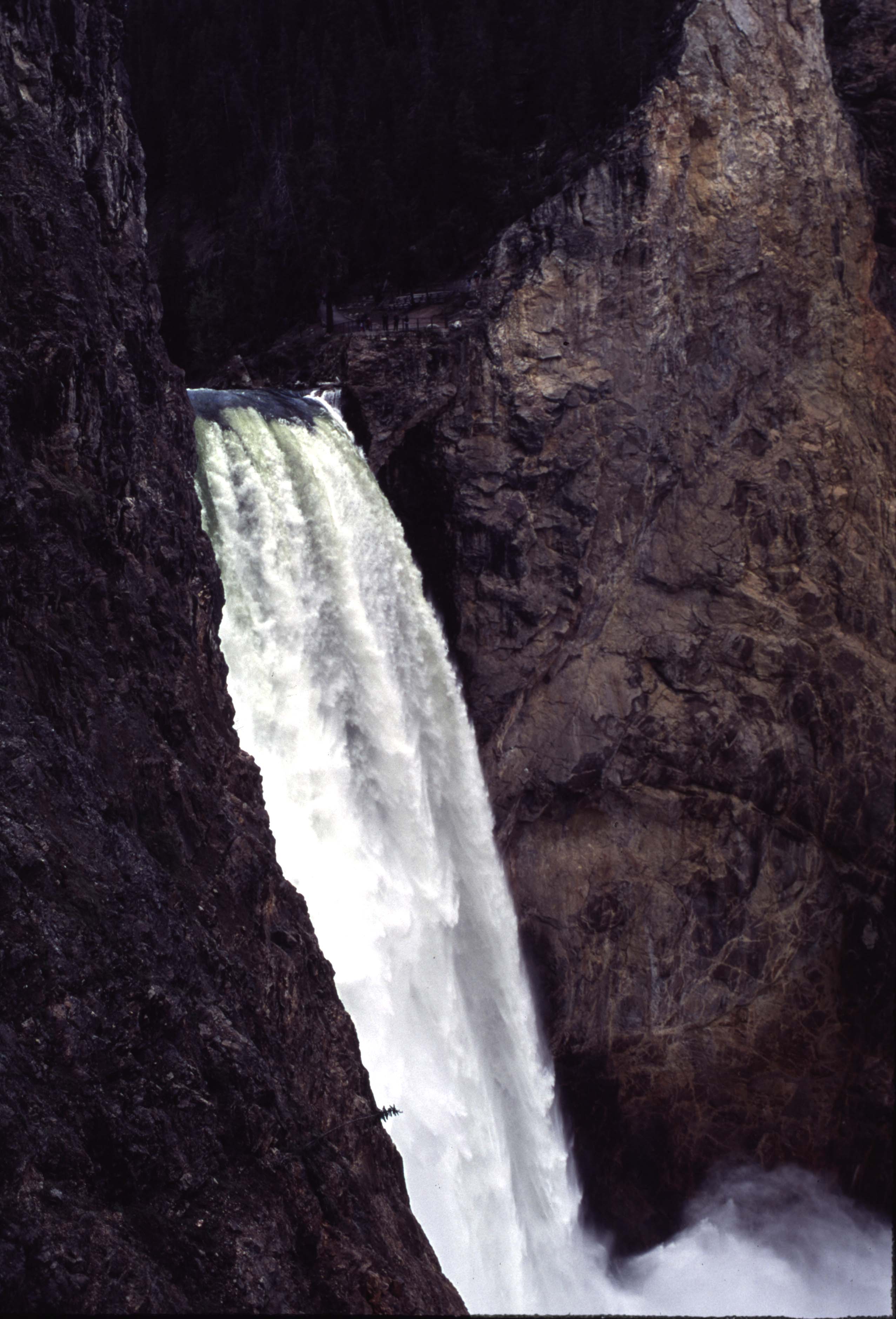 000613 H21 Uncle Toms Trail View