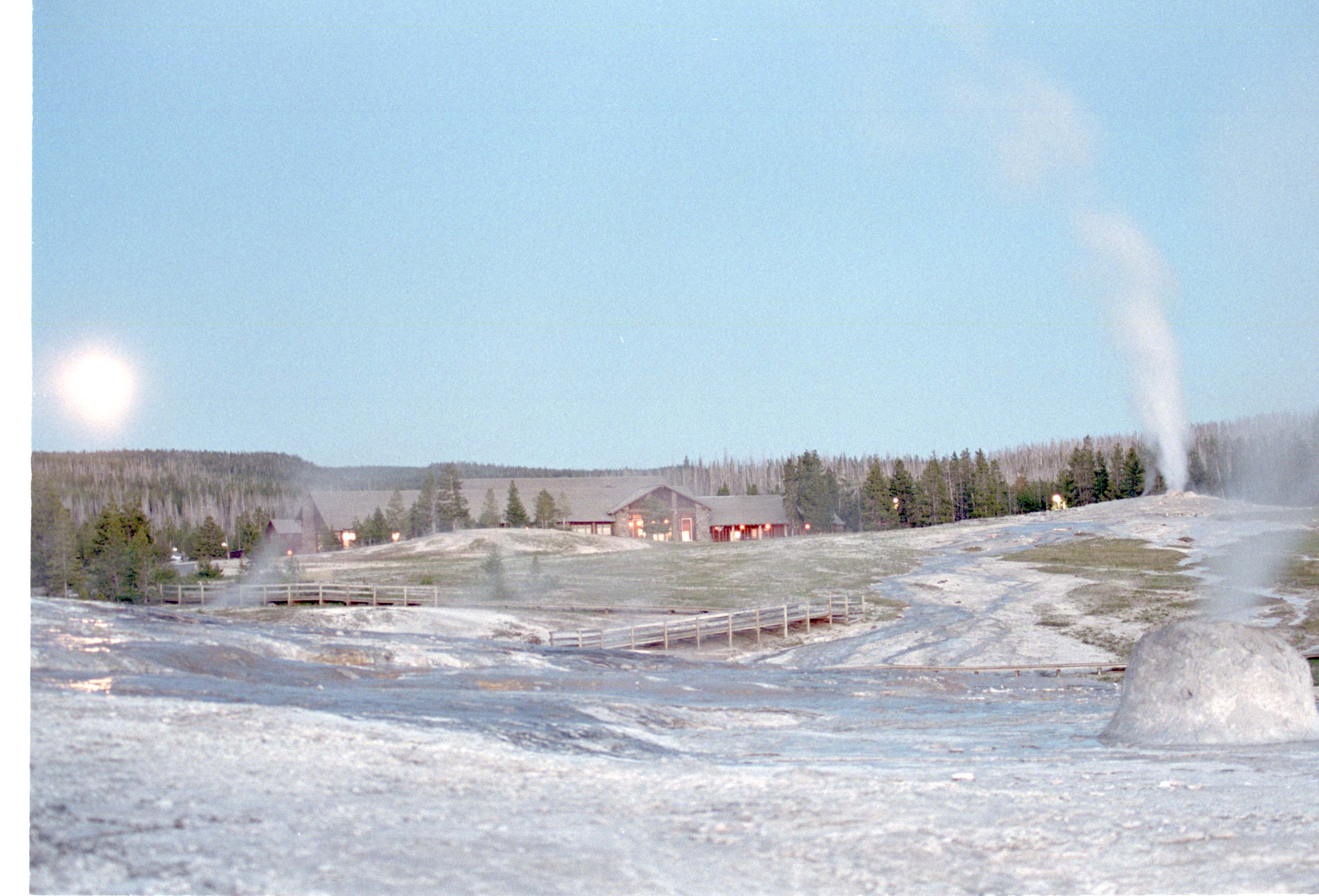 000616 M071 Upper Basin  Moonrise