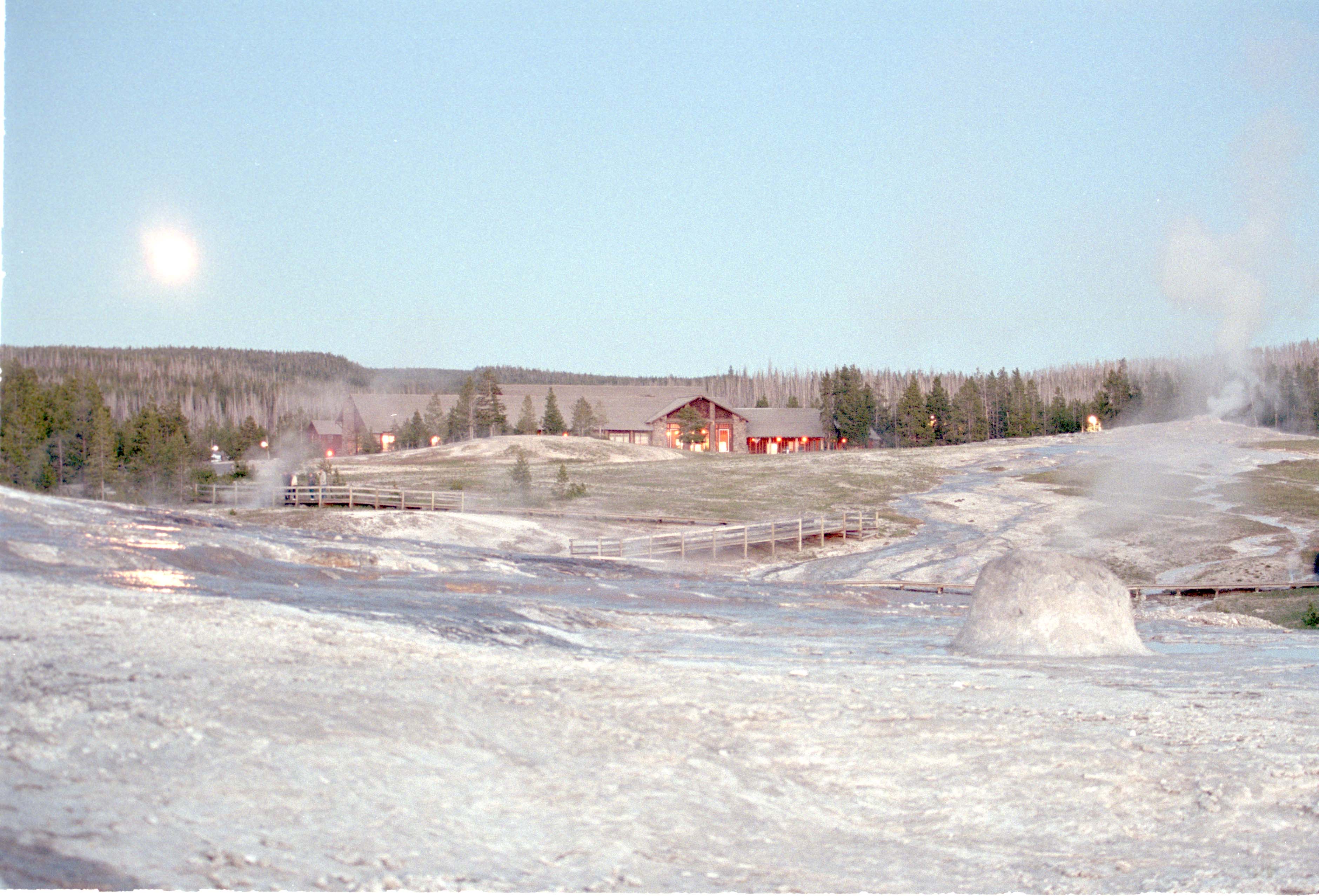 000616 M221 Upper Basin  Moonrise