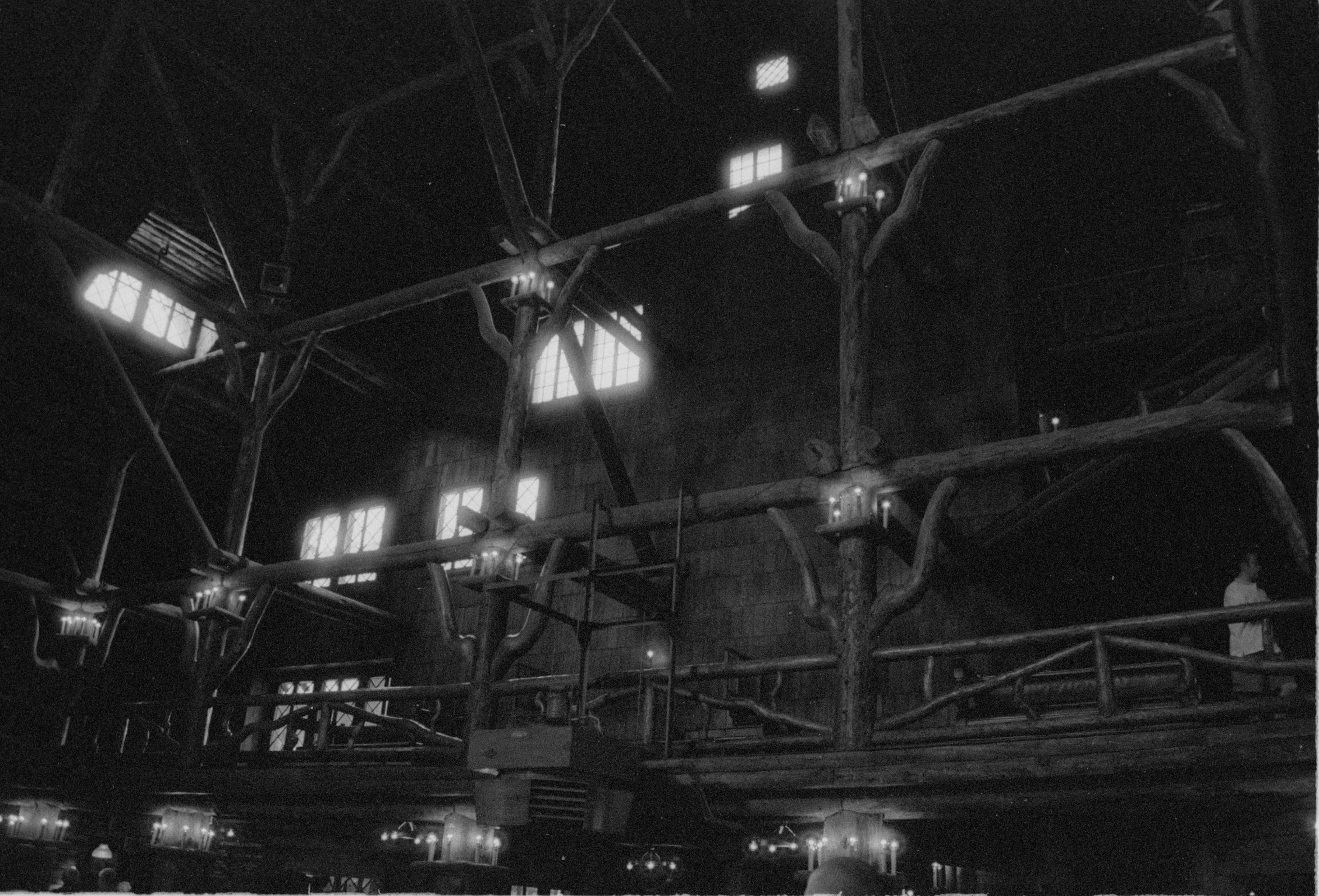 000616 N03 Old Faithful Inn