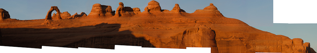 Delicate Arch at Sunset   Arches National Park, Utah