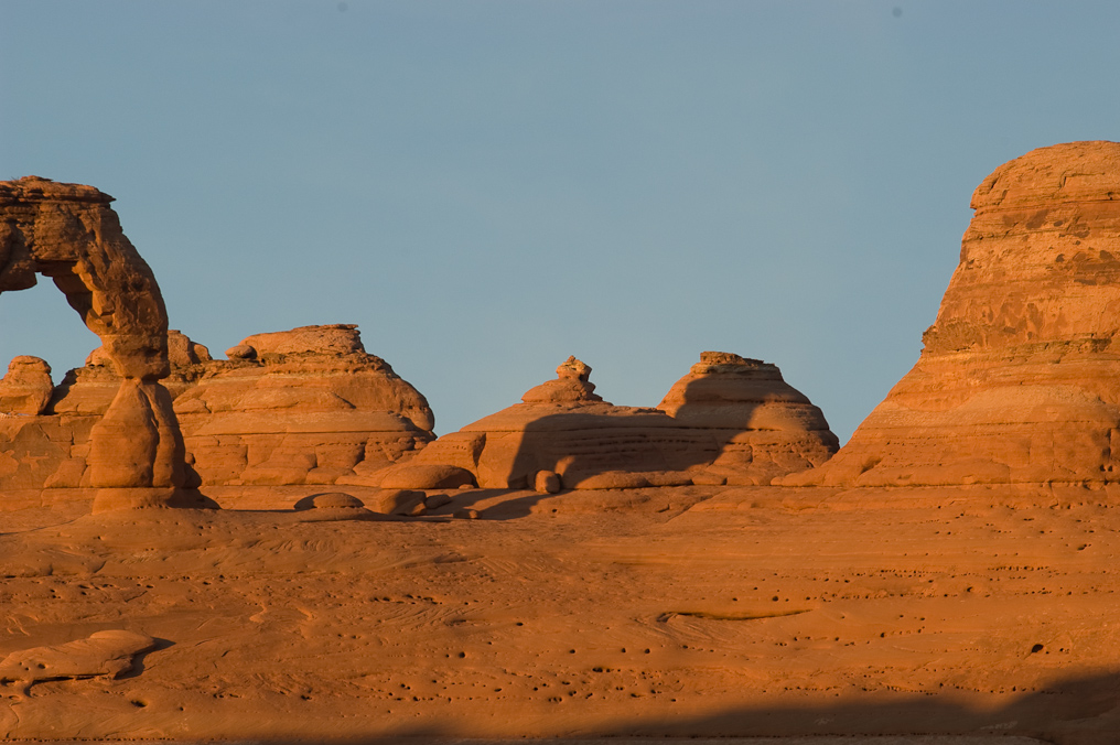 Delicate Arch at Sunset   Arches National Park, Utah