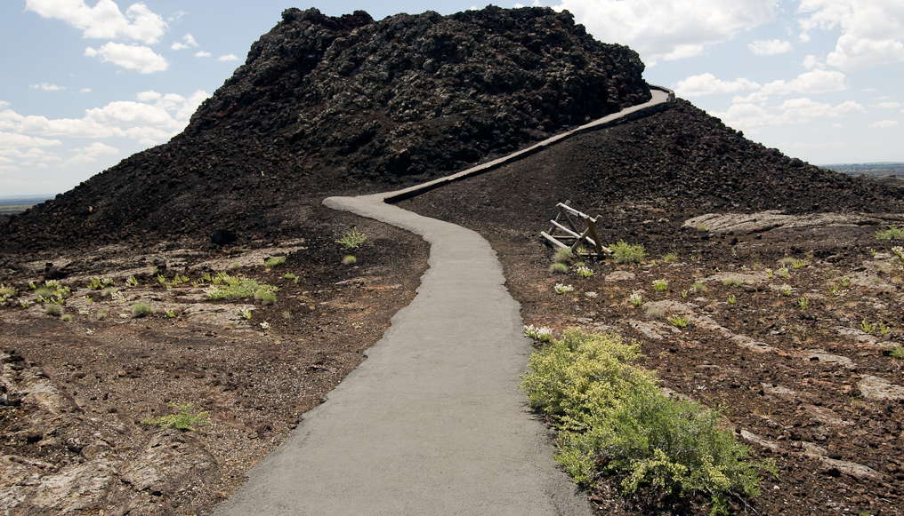 Splatter Cone   Craters of the Moon National Monument