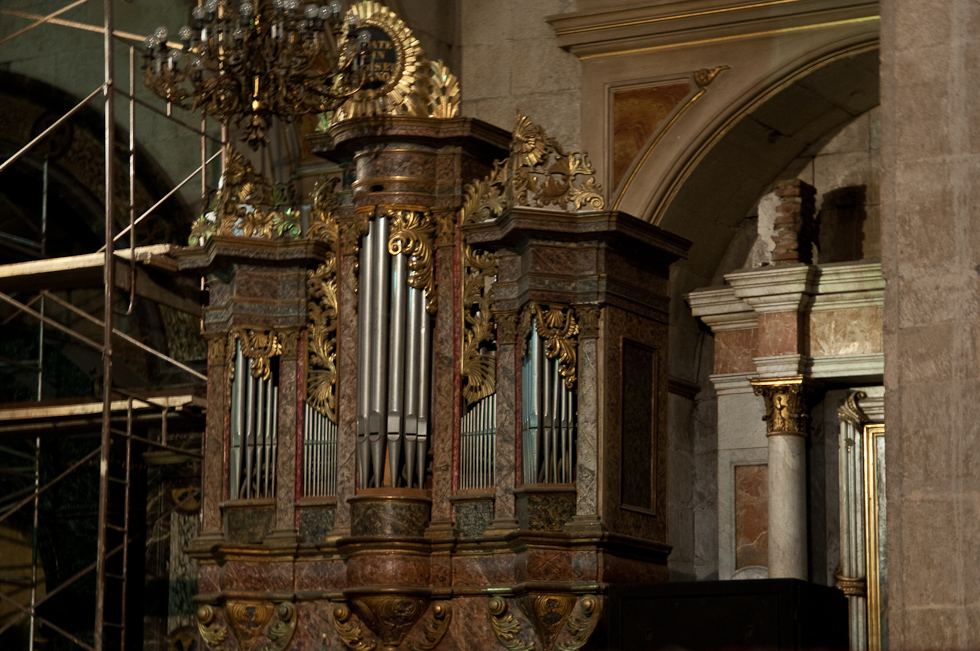 Santiago's Metropolitan Cathedral Pipe Organ   Plaza de Armas, Santiago, Chile