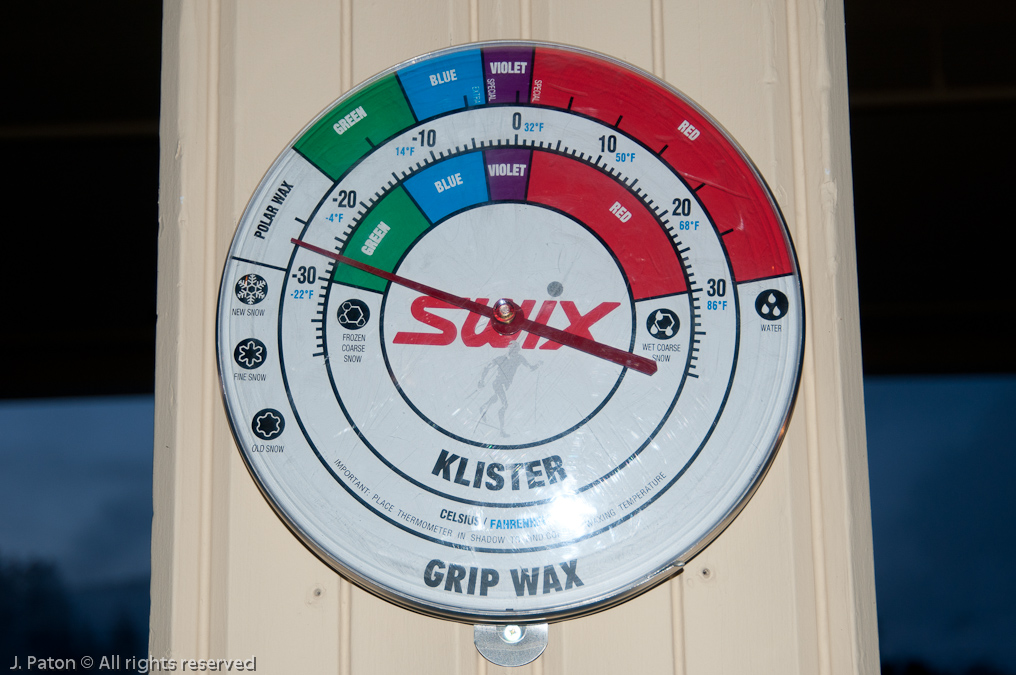 Mammoth Hot Springs Thermometer   Mammoth Hot Springs, Yellowstone National Park, Wyoming
